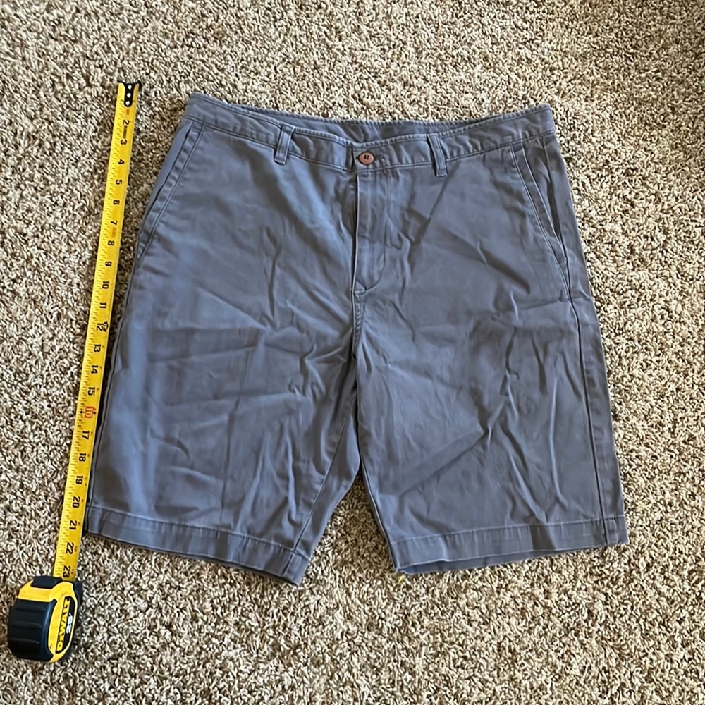 Tommy Bahama shorts